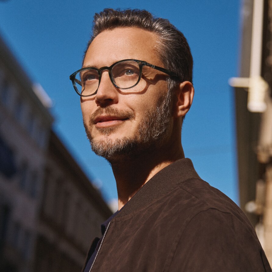 eyeglasses & prescription sunglasses